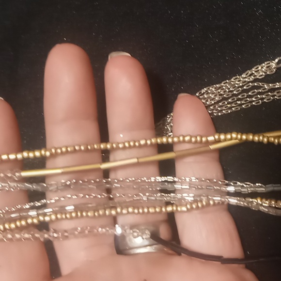 Loft layered gold ,black,silver seed beads with small natural stone pendant - Picture 9 of 9